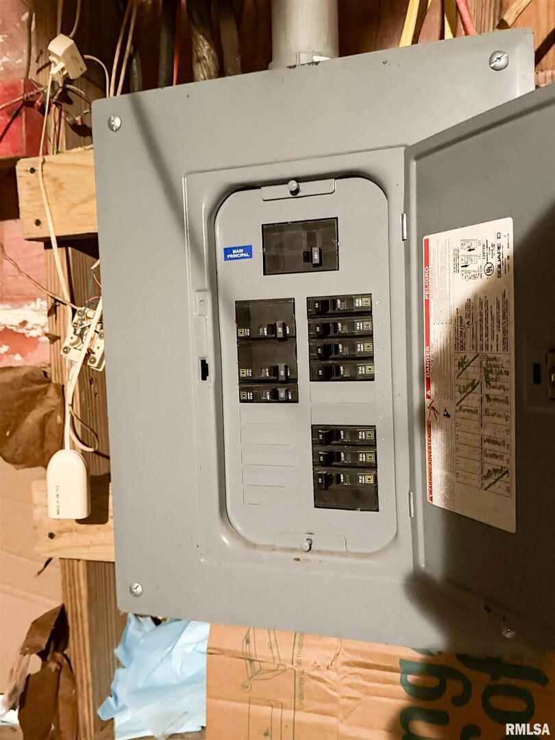 601 East Lafayette Street Olney, IL 62450 - Photo 32 of 45 a view of entryway