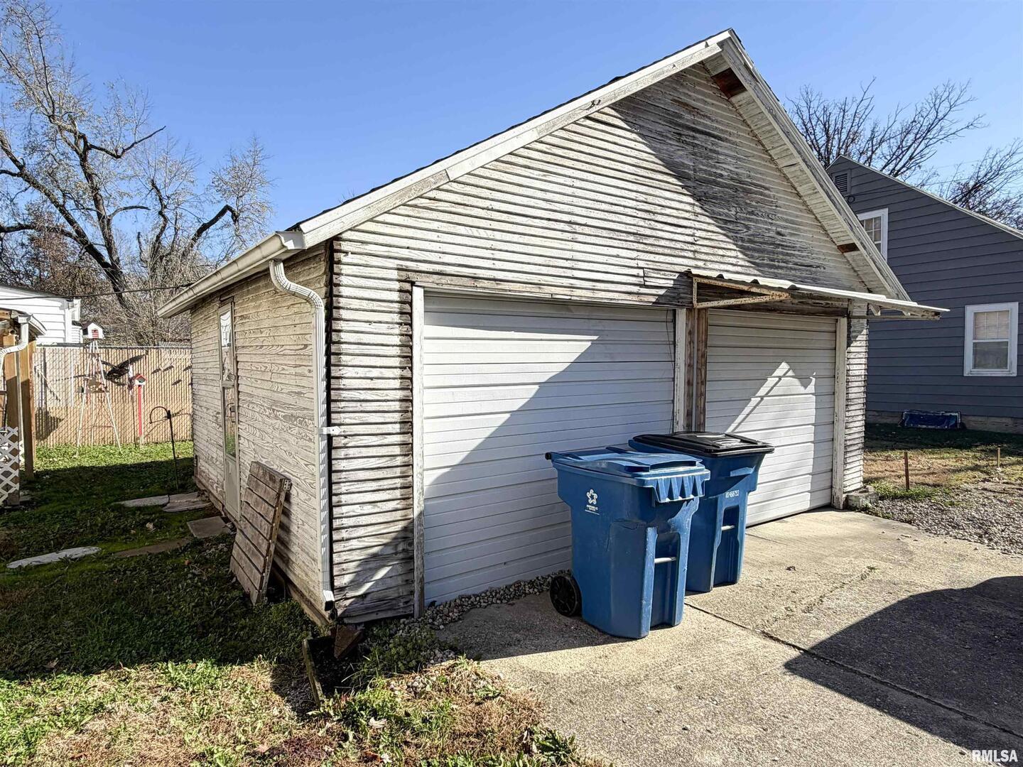 601 East Lafayette Street Olney, IL 62450 - Photo 38 of 45