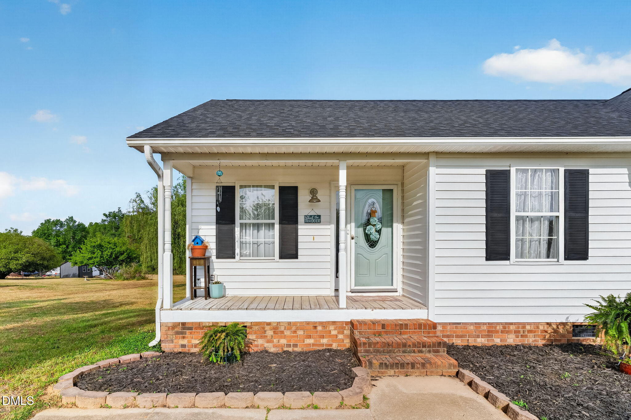 1101 Live Oak Road Coats, NC 27521 - Photo 28 of 29 a front view of a house