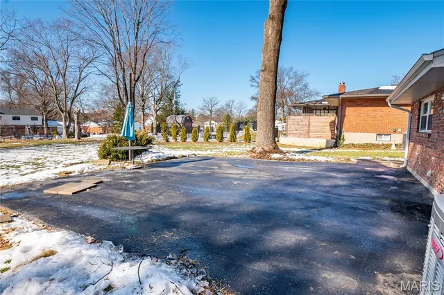 $449,900 | 9836 Charwick Drive, St. Louis, MO 63128