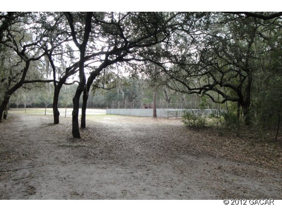 3919 Southwest 6th Place Gainesville, FL 32607 - Photo 22 of 23 Green Acres Park