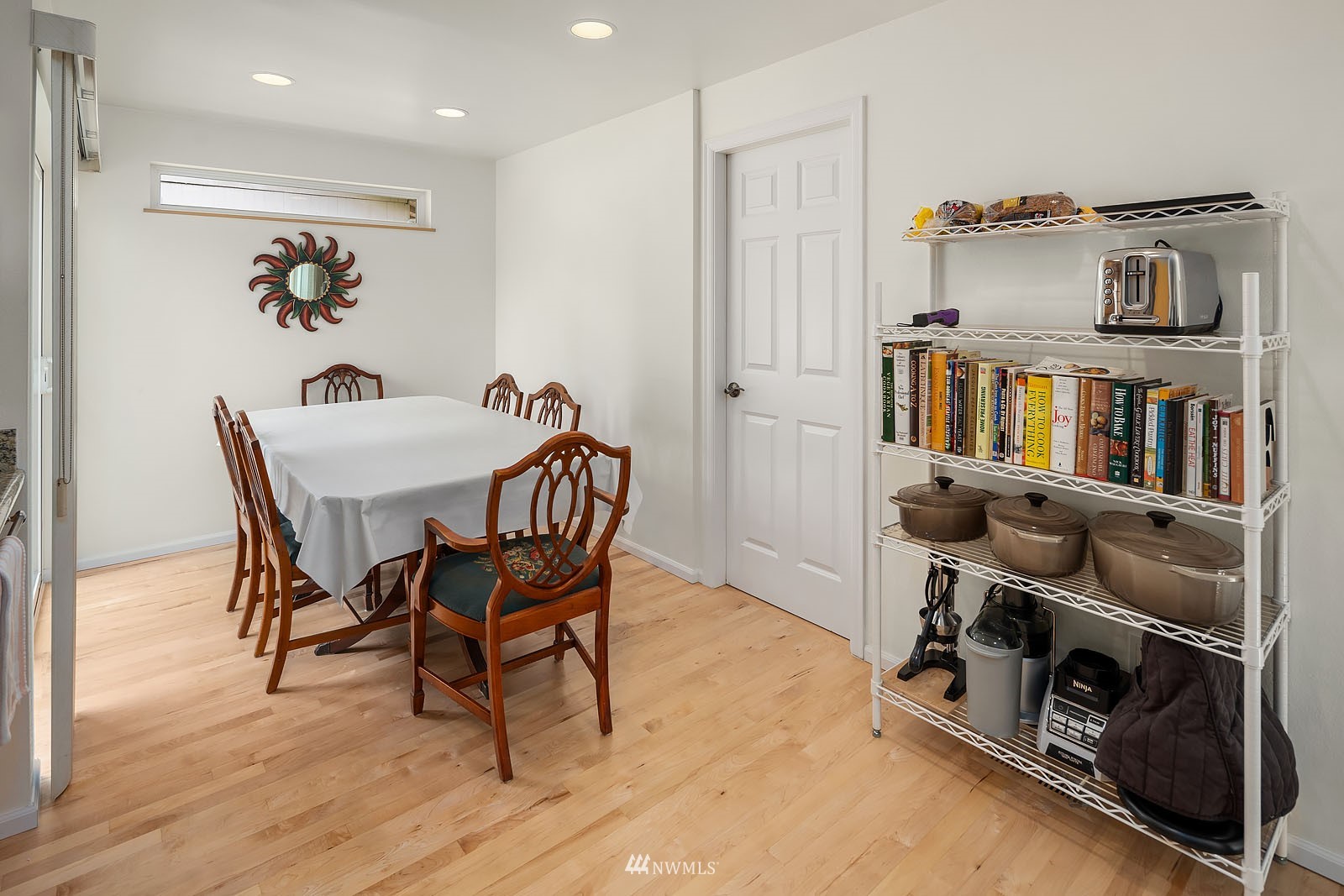 930 North 31st Street Renton, WA 98056 - Photo 9 of 24 Gallery Image 9