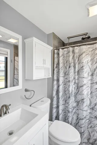 $365,000 | 2315 Stepstone Lane, Hanover Park, IL 60133