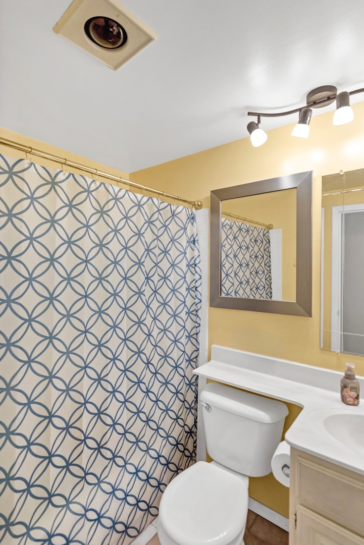 2315 Stepstone Lane Hanover Park, IL 60133 - Photo 20 of 30 a bathroom with a toilet and a sink