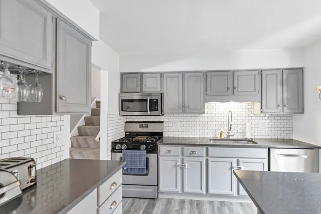 $365,000 | 2315 Stepstone Lane, Hanover Park, IL 60133