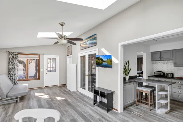 $365,000 | 2315 Stepstone Lane, Hanover Park, IL 60133