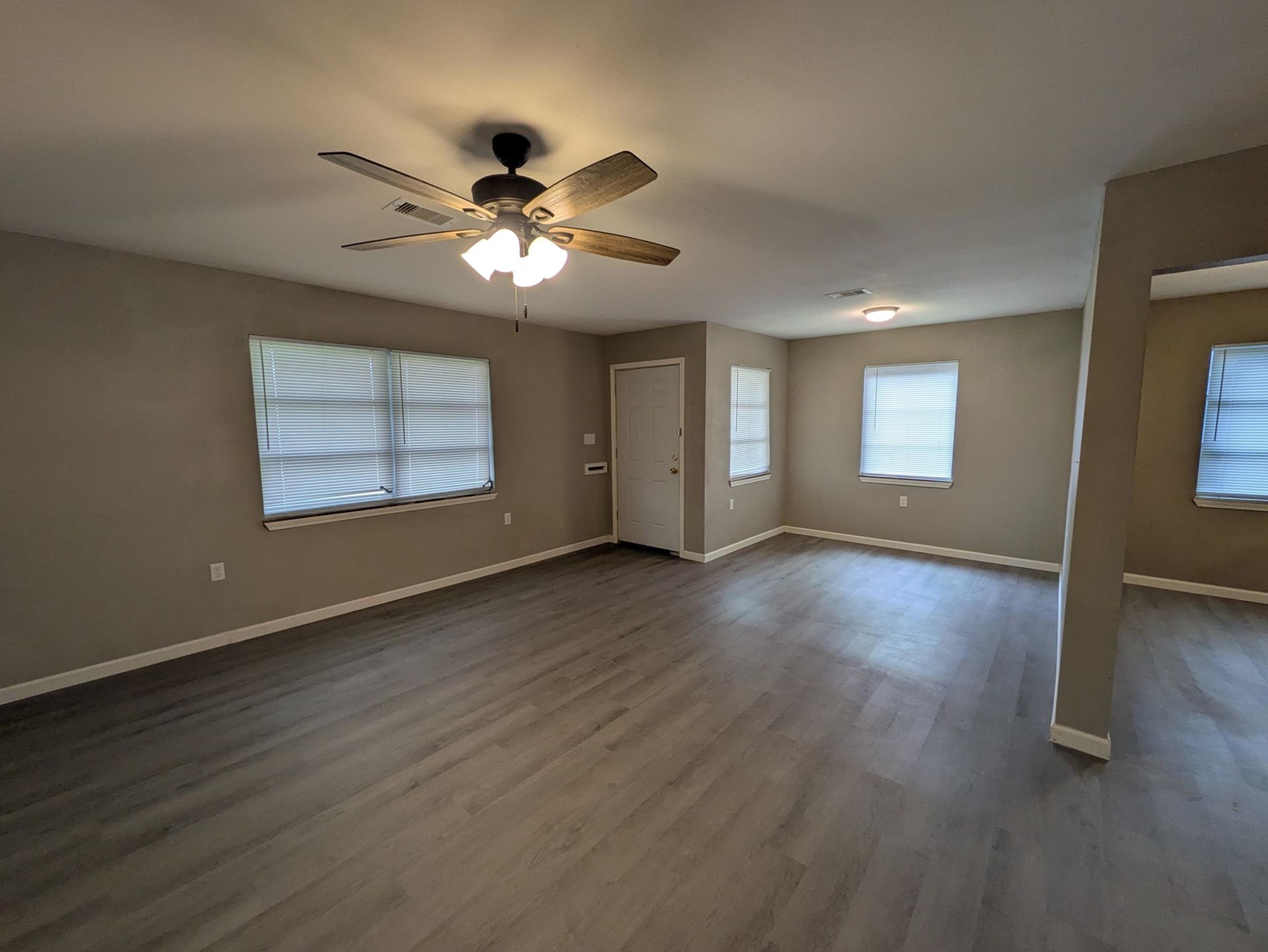 5251 Procter Street Port Arthur, TX 77642 - Photo 2 of 22