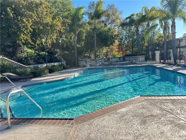 $825,000 | 27700 Thalia Lane, Canyon Country, CA 91351