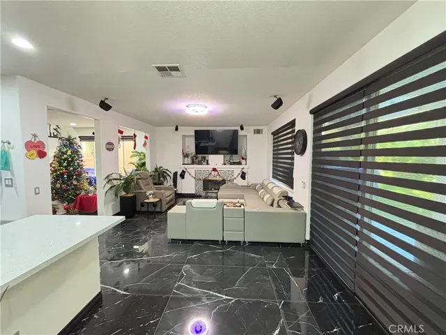 a view of entryway with a front door