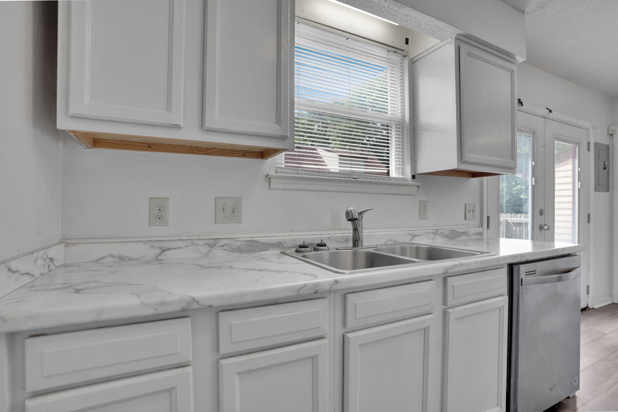 1324 Quail Valley Road Nashville, TN 37214 - Photo 14 of 30 Gallery Image 14