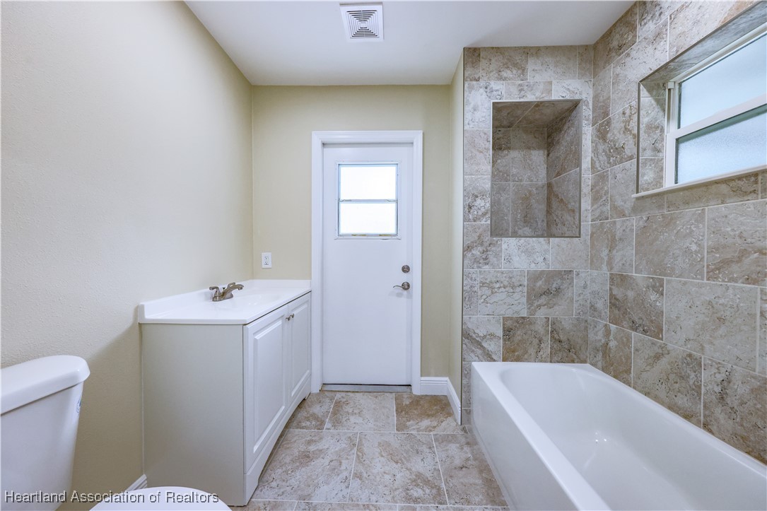 3719 Fairway Road Sebring, FL 33872 - Photo 28 of 38 Gallery Image 28