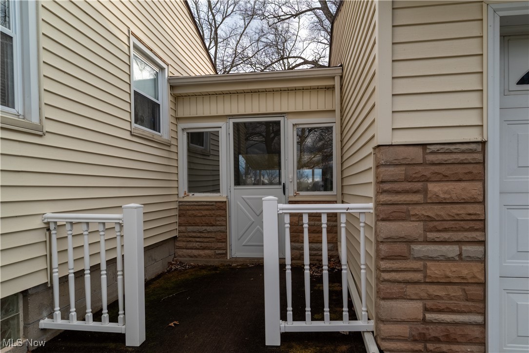 376 Johnson Plank Road Warren, OH 44481 - Photo 23 of 28 Entrance to property