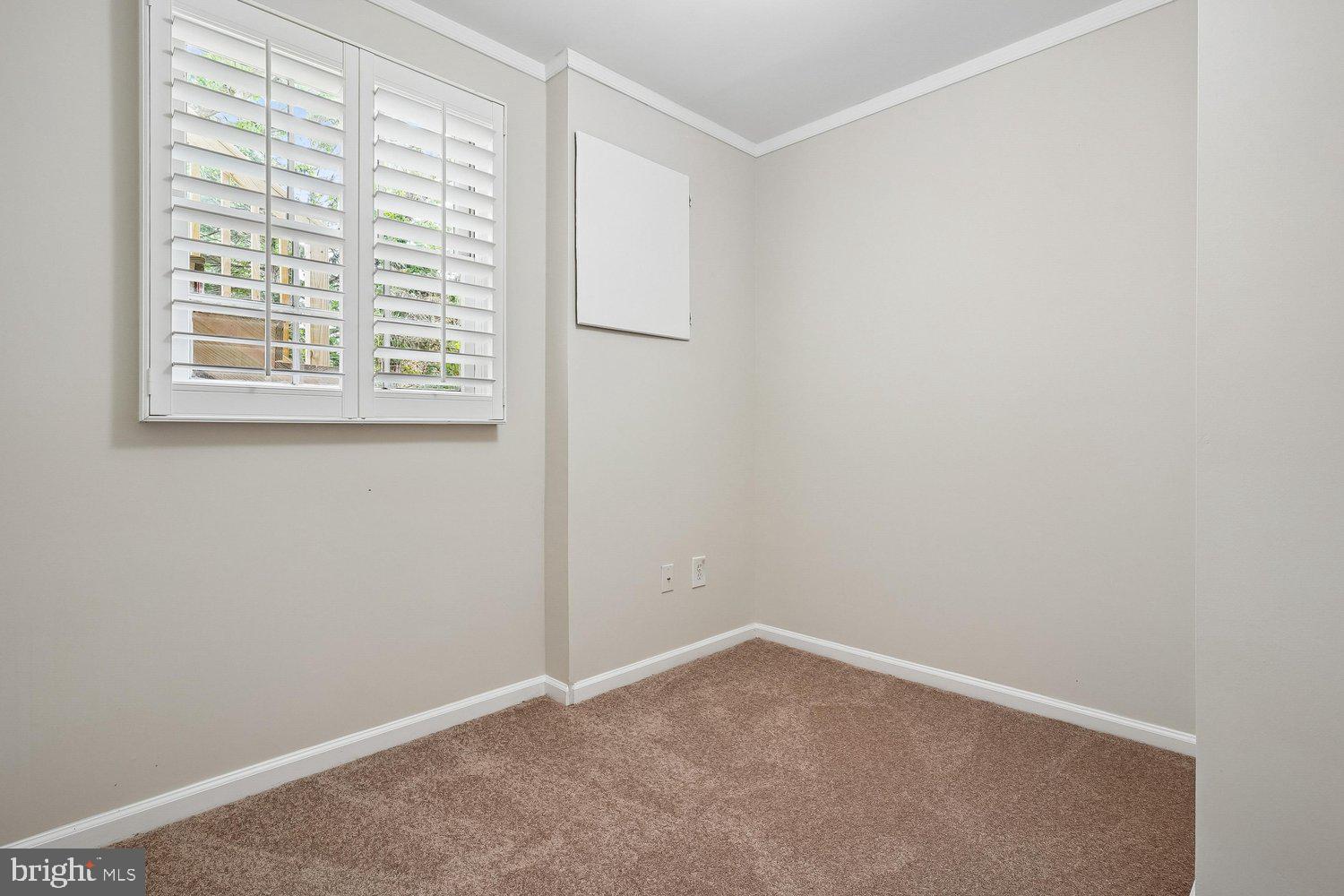 7814 Friars Court Alexandria, VA 22306 - Photo 51 of 56 Bedroom