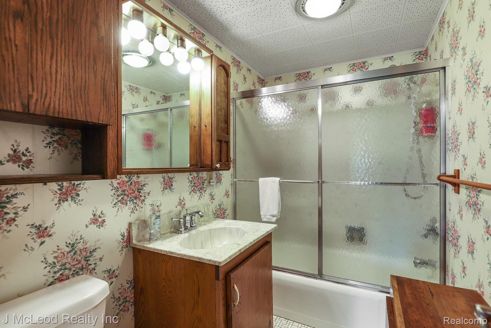 8440 Caine Road Millington, MI 48746 - Photo 20 of 33 8440 Cain Rd Millington-23.jpg