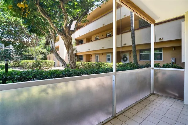 $2,100 | 4500 North Federal Highway, Unit 101A, Lighthouse Point, FL 33064