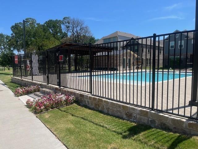 7573 Laburnam Road Dallas, TX 75228 - Photo 15 of 17