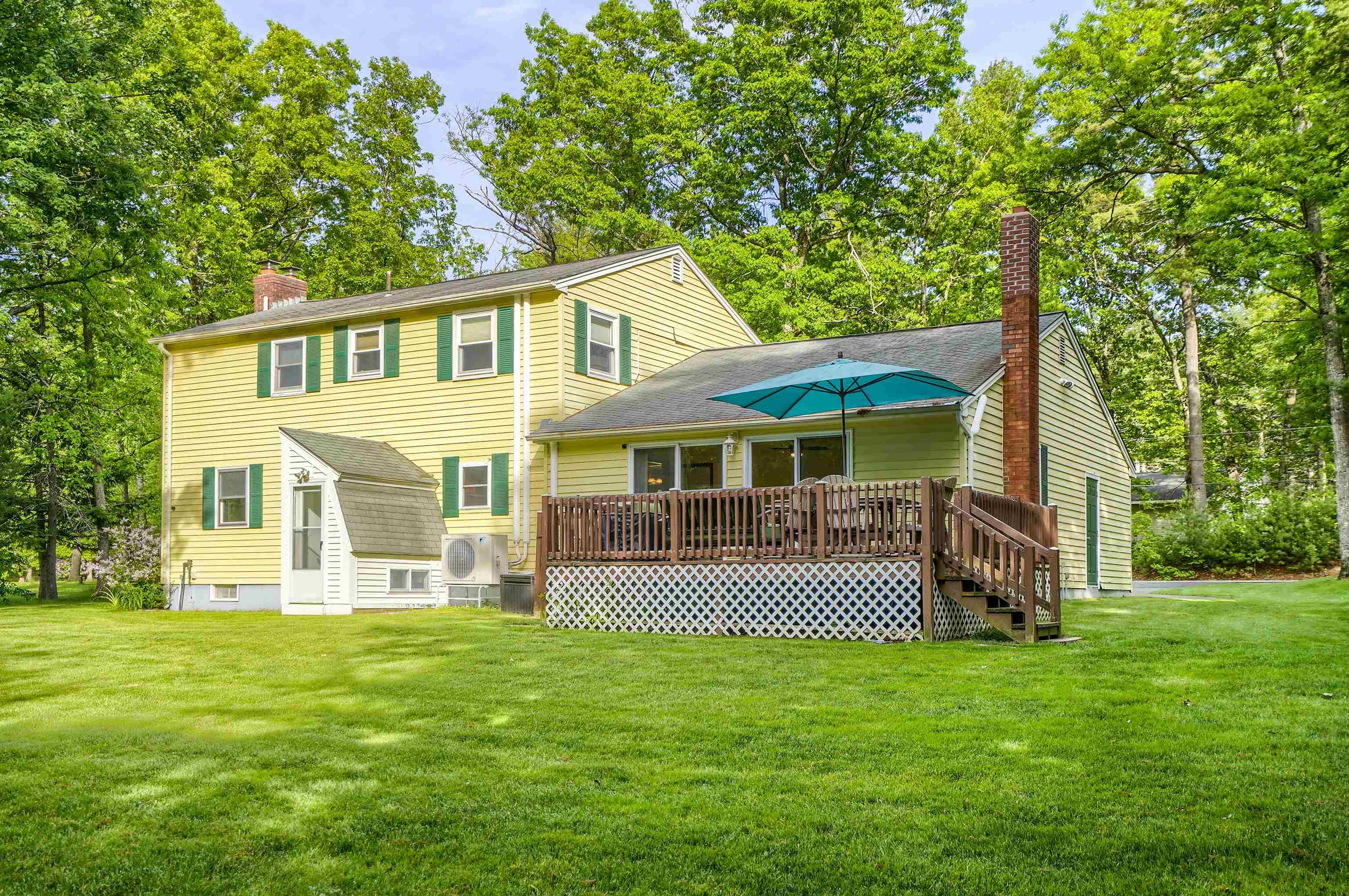 3 Oak Drive Litchfield, NH 03052 - Photo 5 of 40