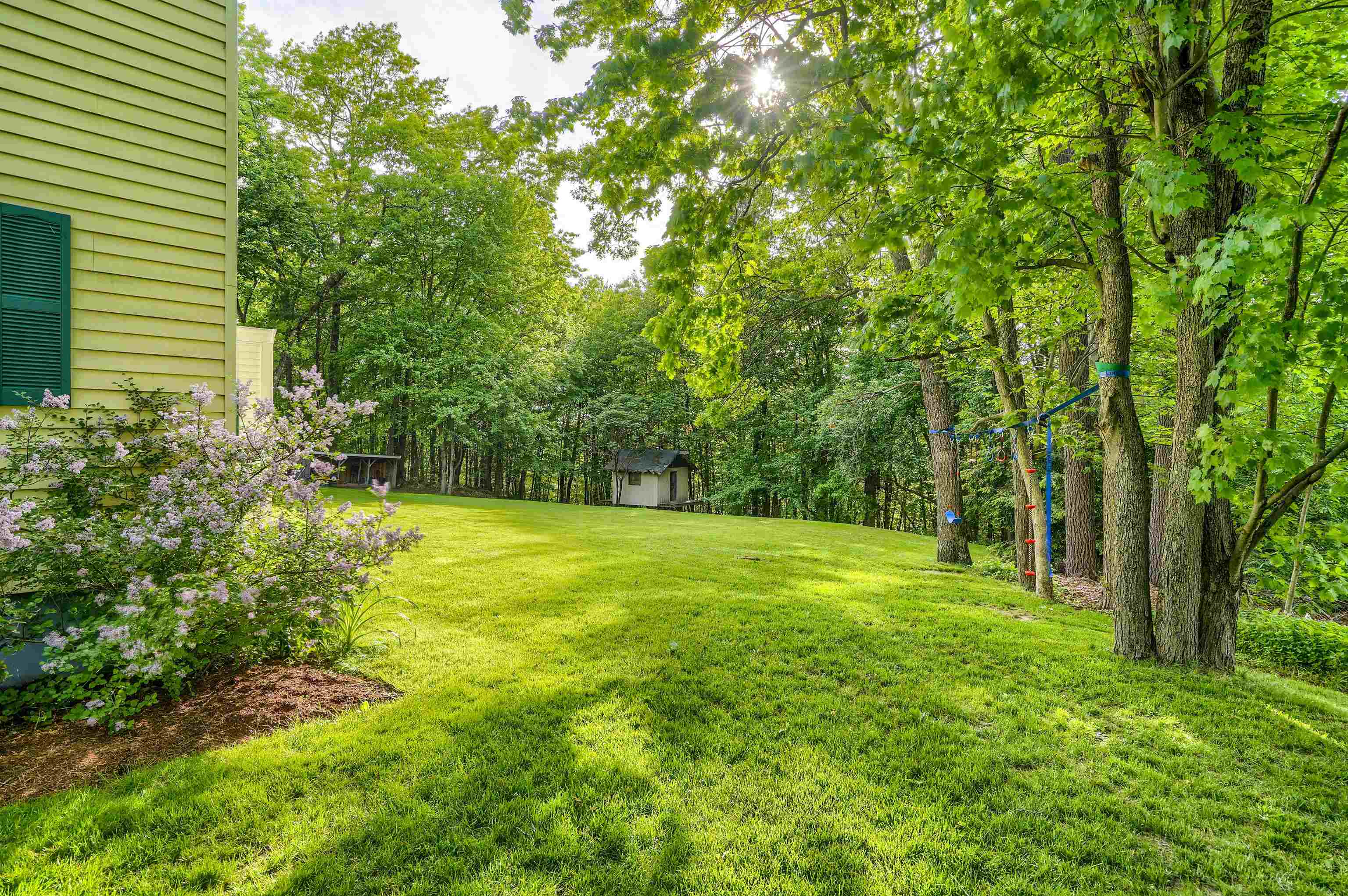 3 Oak Drive Litchfield, NH 03052 - Photo 7 of 40