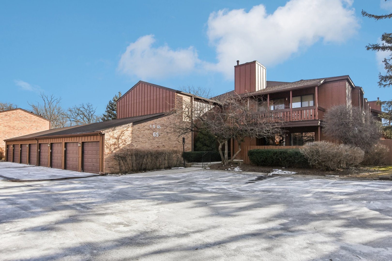 1S065 Spring Road, Unit 2C Villa Park, IL 60181 - Photo 1 of 34