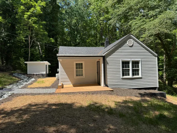 $1,400 | 2206 Mountain Road, Halifax, VA 24558