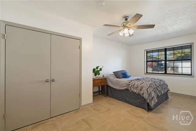 $275,000 | 25 St Johns Avenue, Savannah, GA 31404