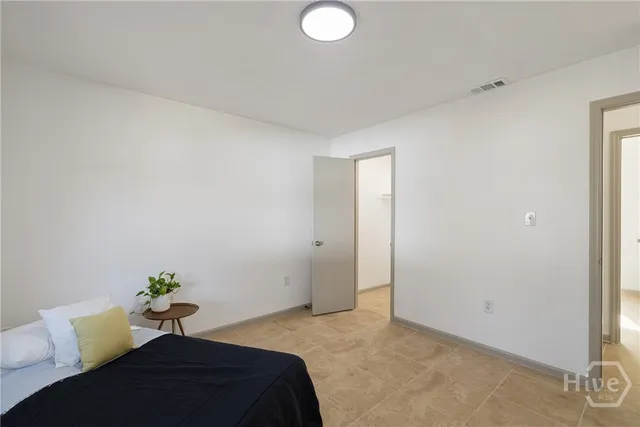 $275,000 | 25 St Johns Avenue, Savannah, GA 31404