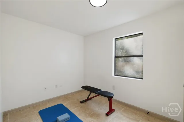 $275,000 | 25 St Johns Avenue, Savannah, GA 31404