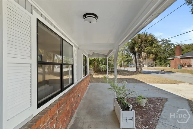 $275,000 | 25 St Johns Avenue, Savannah, GA 31404