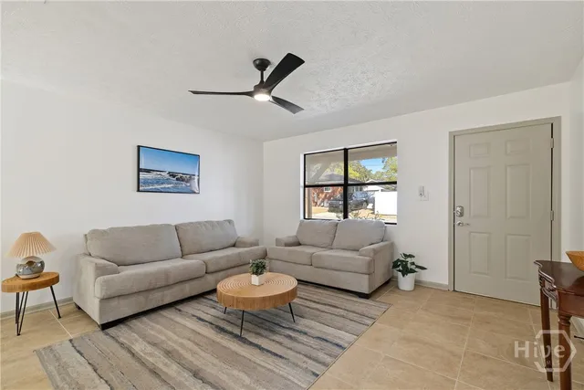 $275,000 | 25 St Johns Avenue, Savannah, GA 31404