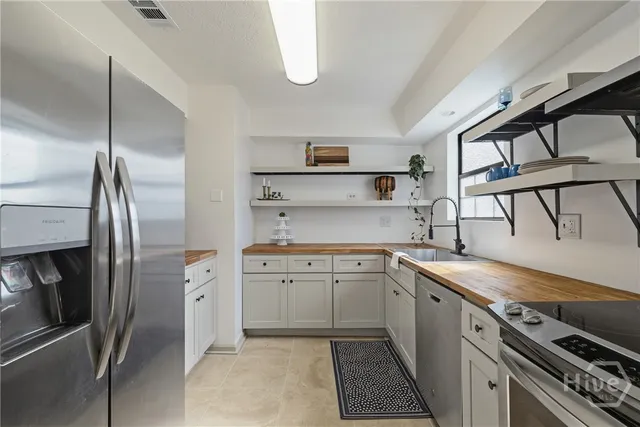 $275,000 | 25 St Johns Avenue, Savannah, GA 31404