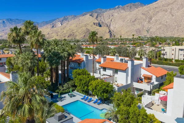 $299,900 | 280 South Avenida Caballeros, Unit 214, Palm Springs, CA 92262