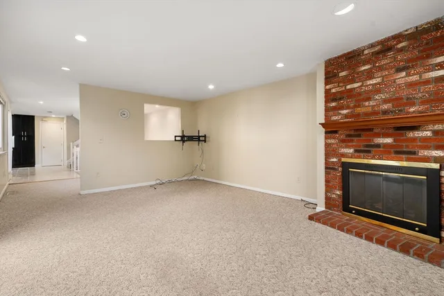 $3,200 | 93 Spyglass Hill Drive, Unit 93, Ashland, MA 01721