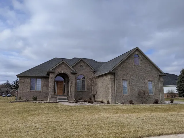$590,000 | 8199 Hunters Ridge Drive, Newport, MI 48166