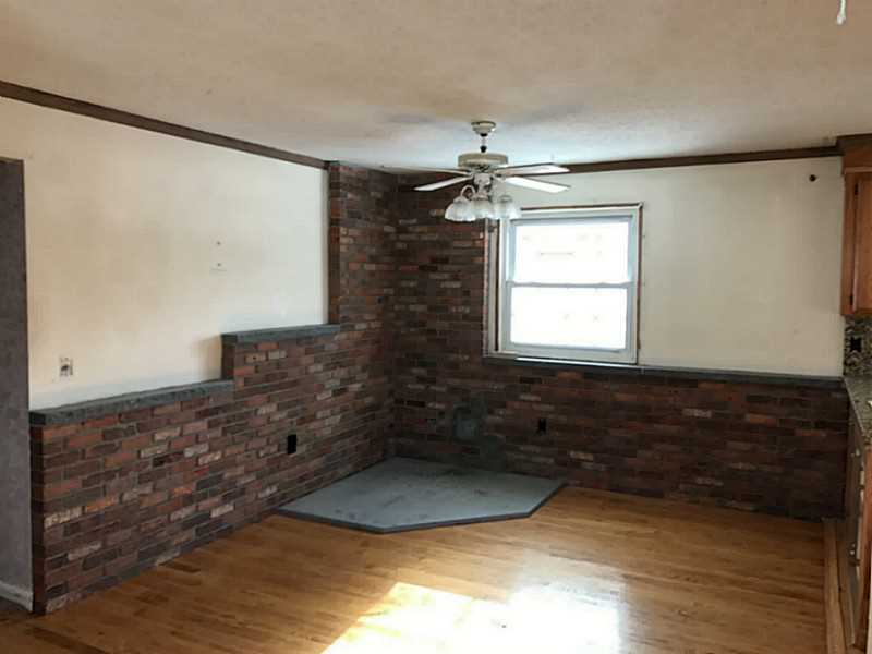49 Boiling Spring Avenue Westerly, RI 02891 - Photo 3 of 9 Dining Room.