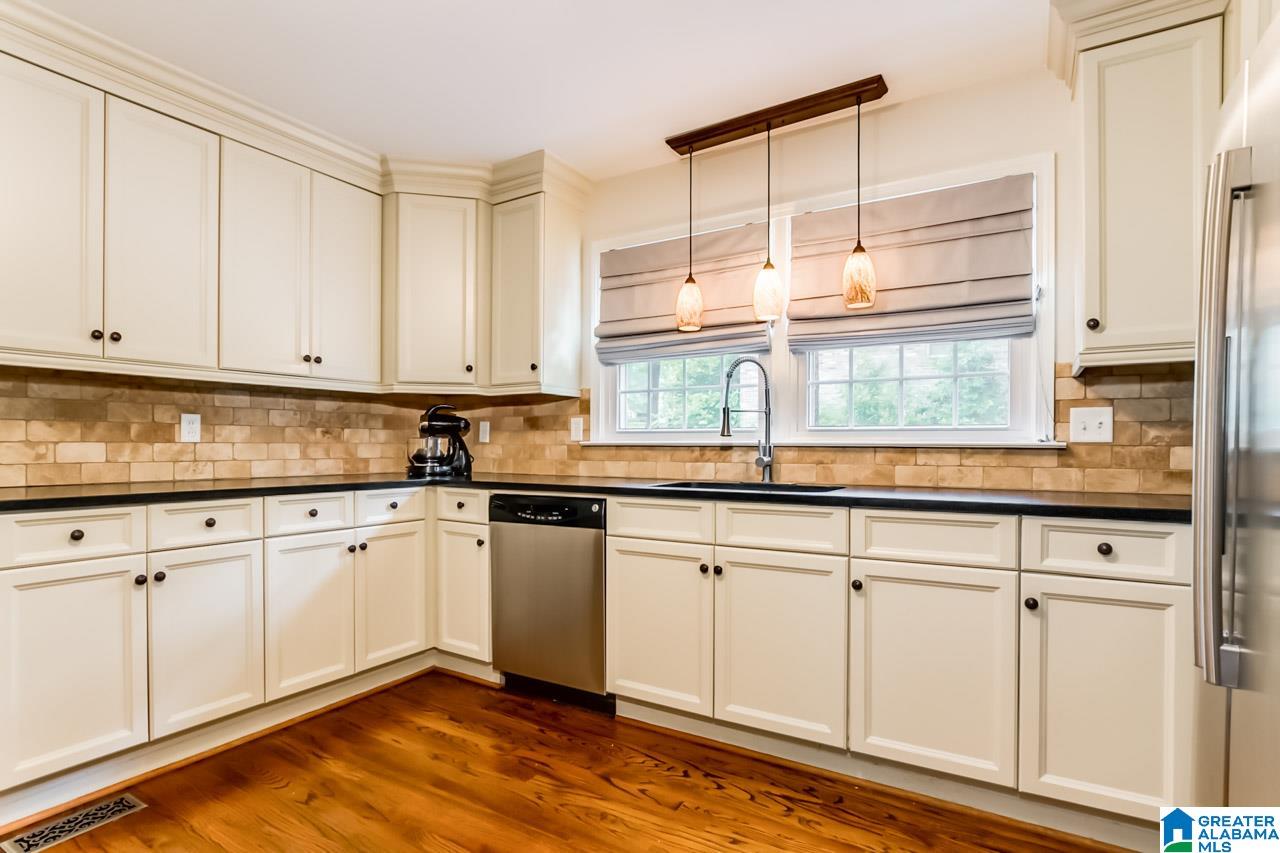 1811 Seneca Road Vestavia Hills, AL 35216 - Photo 28 of 49