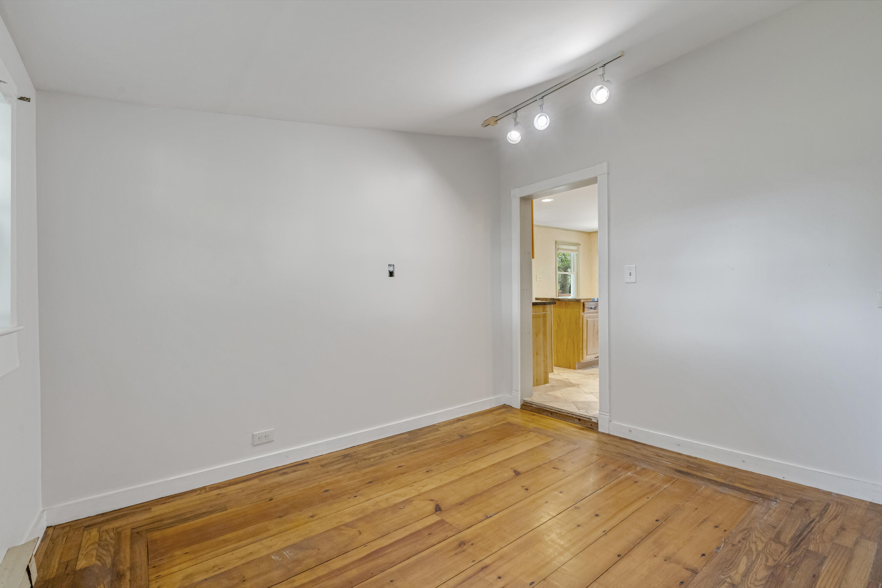 142 River Road Bowdoinham, ME 04008 - Photo 15 of 67 Pantry/Office 2