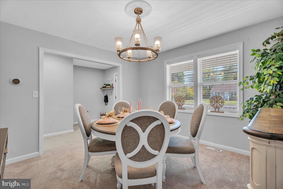546 Jackson Road Atco, NJ 08004 - Photo 6 of 41