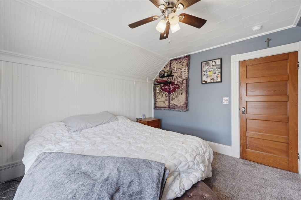 9 Hamilton Street Clinton, MA 01510 - Photo 21 of 32
