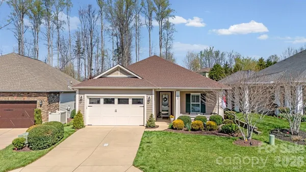 $594,594 | 439 Granite Lake Court, Denver, NC 28037