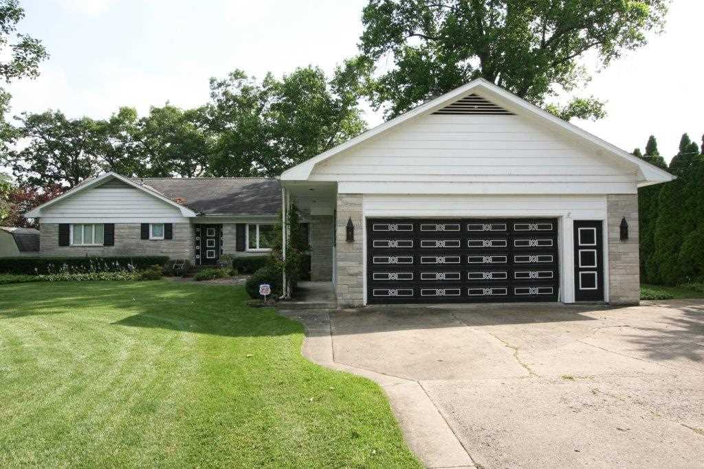 504 Carter Road Goshen, IN 46526 - Photo 2 of 36 Gallery Image 2