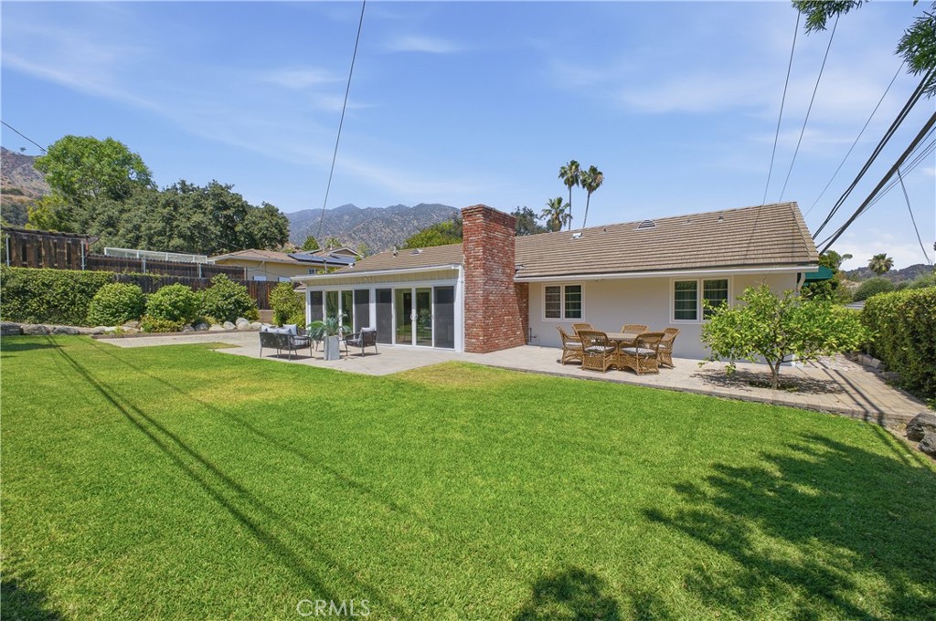 2011 Canyon Road Arcadia, CA 91006 - Photo 35 of 40