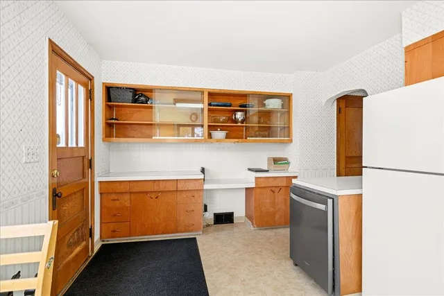 $269,900 | 428 12th Avenue, Two Harbors, MN 55616