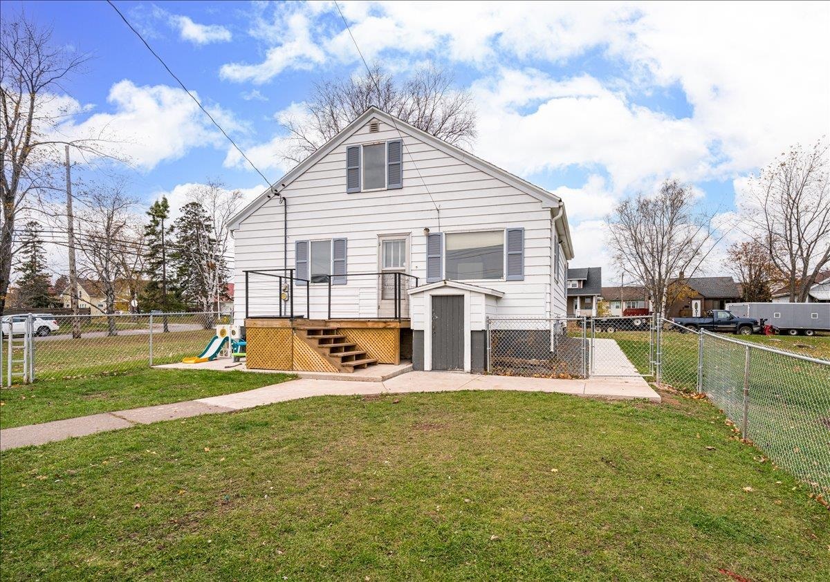 428 12th Avenue Two Harbors, MN 55616 - Photo 24 of 28