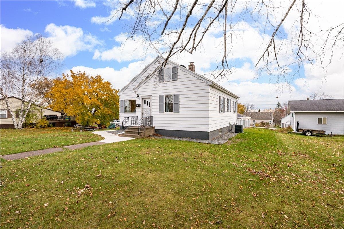 428 12th Avenue Two Harbors, MN 55616 - Photo 26 of 28