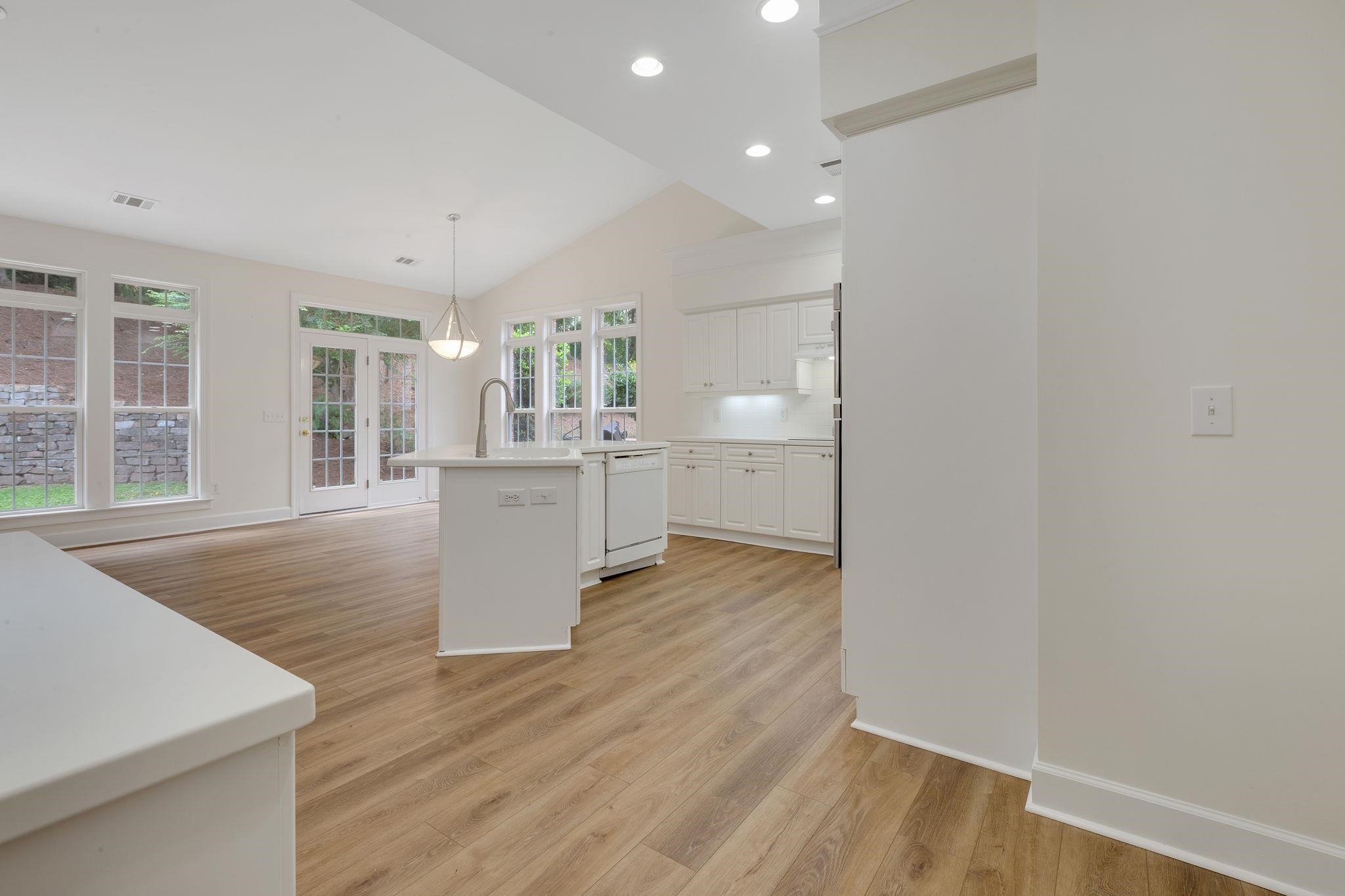 334 Ascot Ridge Lane Greer, SC 29650 - Photo 7 of 44