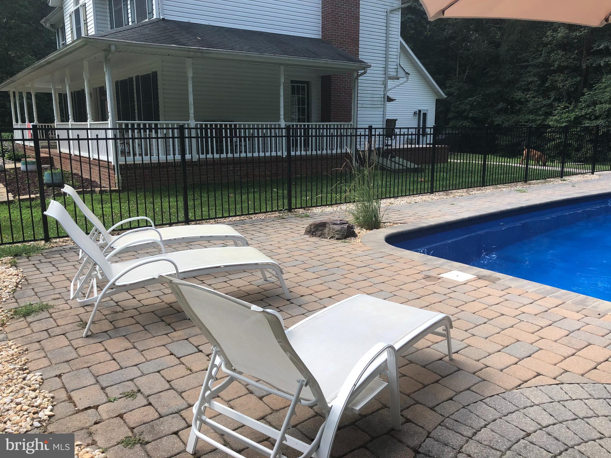 1652 Benson Road Westminster, MD 21158 - Photo 63 of 94 lounge chairs convey