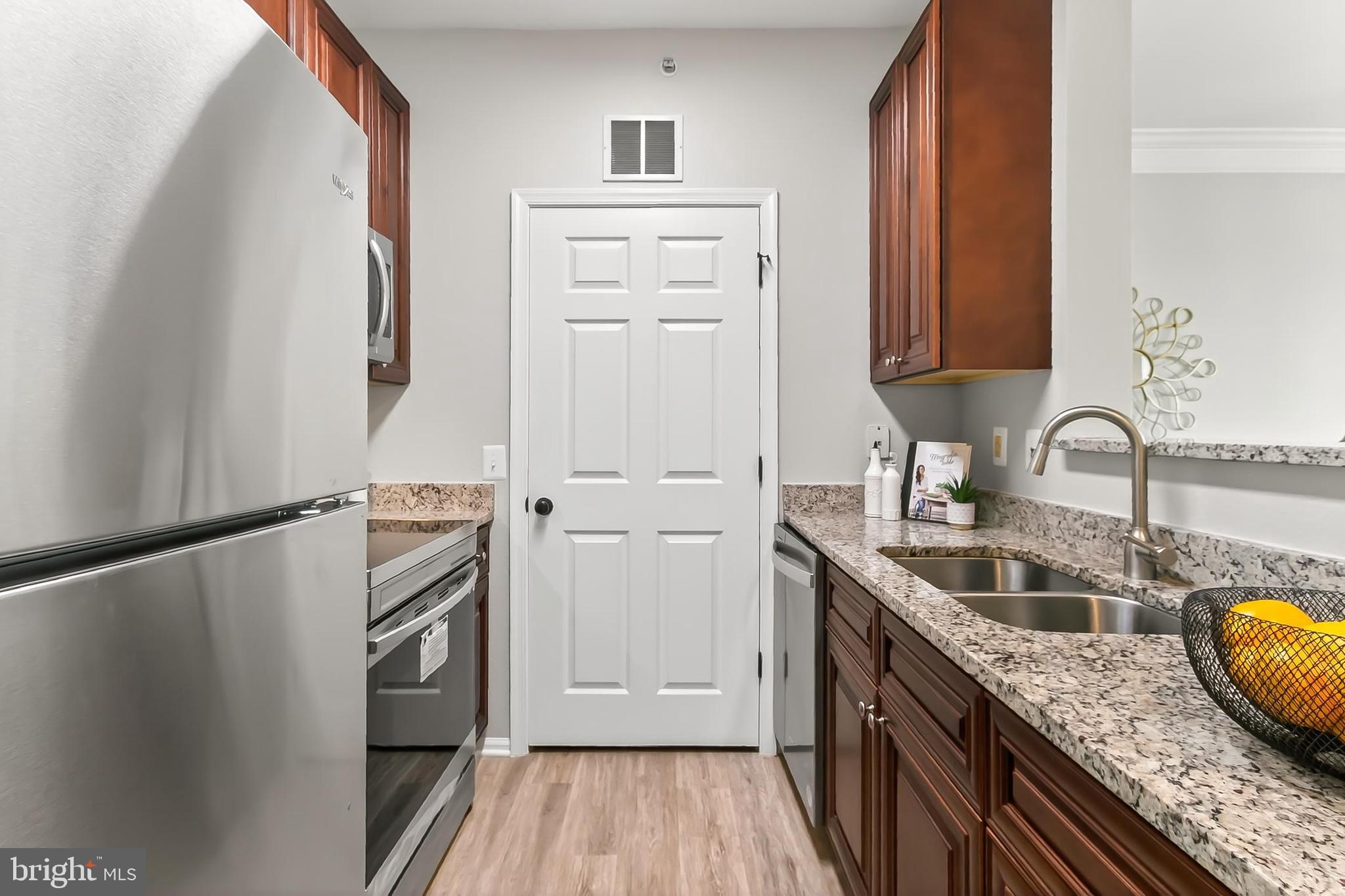 1521 Spring Gate Dr., Unit 10413 McLean, VA 22102 - Photo 14 of 34