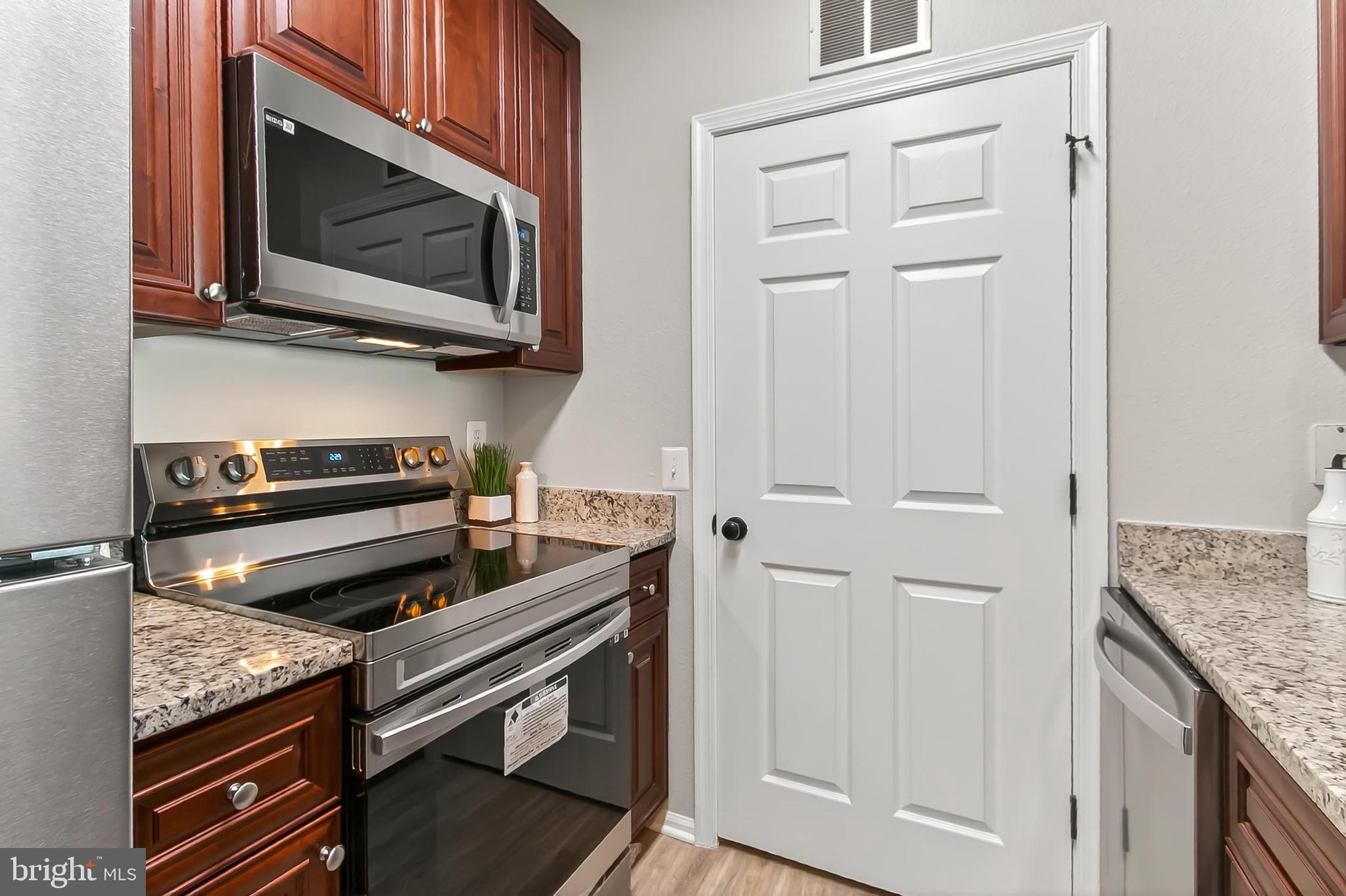 1521 Spring Gate Dr., Unit 10413 McLean, VA 22102 - Photo 17 of 34