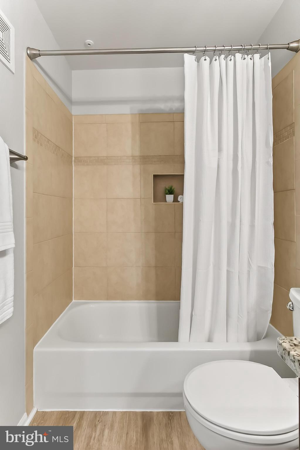 1521 Spring Gate Dr., Unit 10413 McLean, VA 22102 - Photo 22 of 34