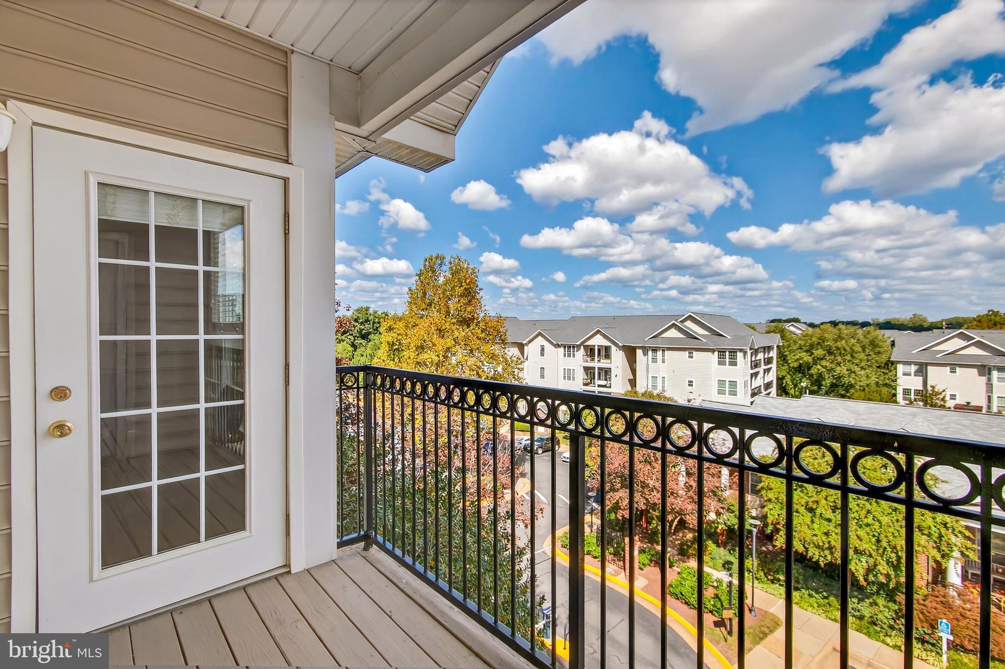 1521 Spring Gate Dr., Unit 10413 McLean, VA 22102 - Photo 28 of 34